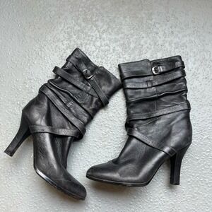 Softt Black Leather Ankle‎ Boots Buckle Detail Heeled Booties Size 7.5